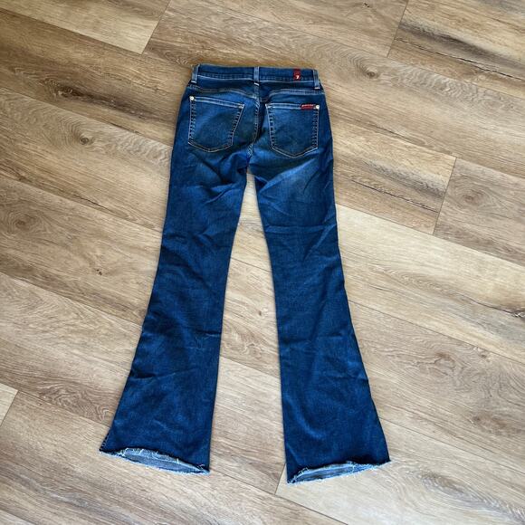 7 FOR ALL MANKIND Women's Bootcut Tailorless Jeans Size 27 In Medium Wash - Picture 2 of 14